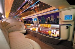 A1 Chicago Limousine and SUV business image in Chicago, IL